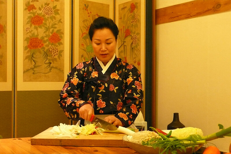 Sukhee Lee